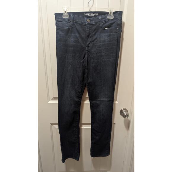 DKNY Jeans Ladies' Soho Classic Skinny Jeans Chelsea Wash Size 10 - Picture 2 of 6